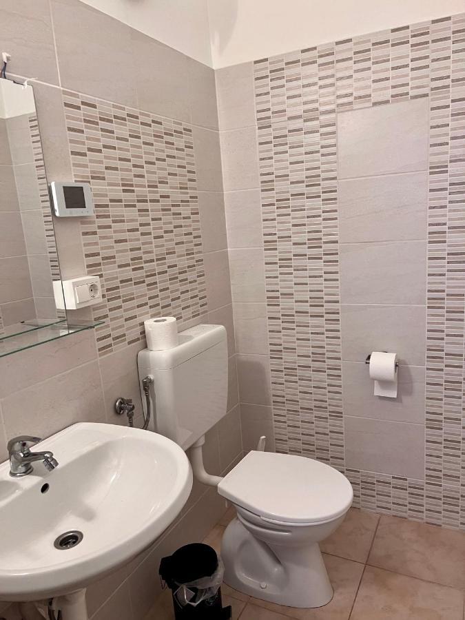 A&P Center Ljubljana Apartment Экстерьер фото